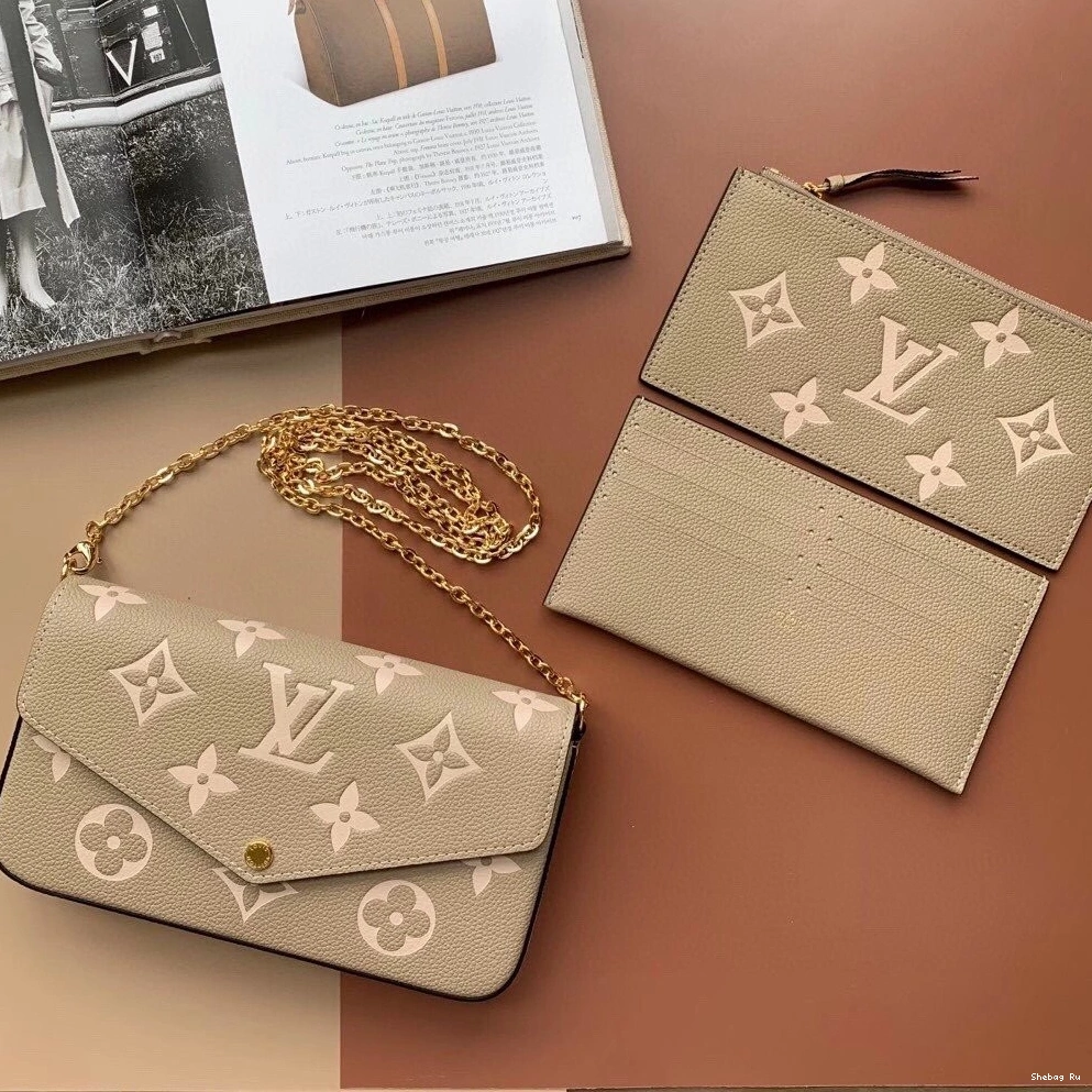 LOUIS VUITTON FÉLICIE POCHETTE 0713